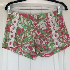 Lilly Pulitzer Liza Short size 00